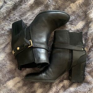 Tommy Hilfiger Black Leather Ankle Booties